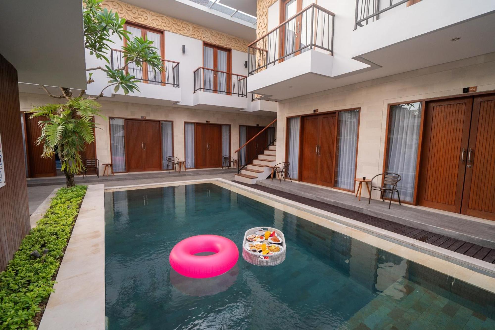 Mahesa Suites Seminyak Esterno foto