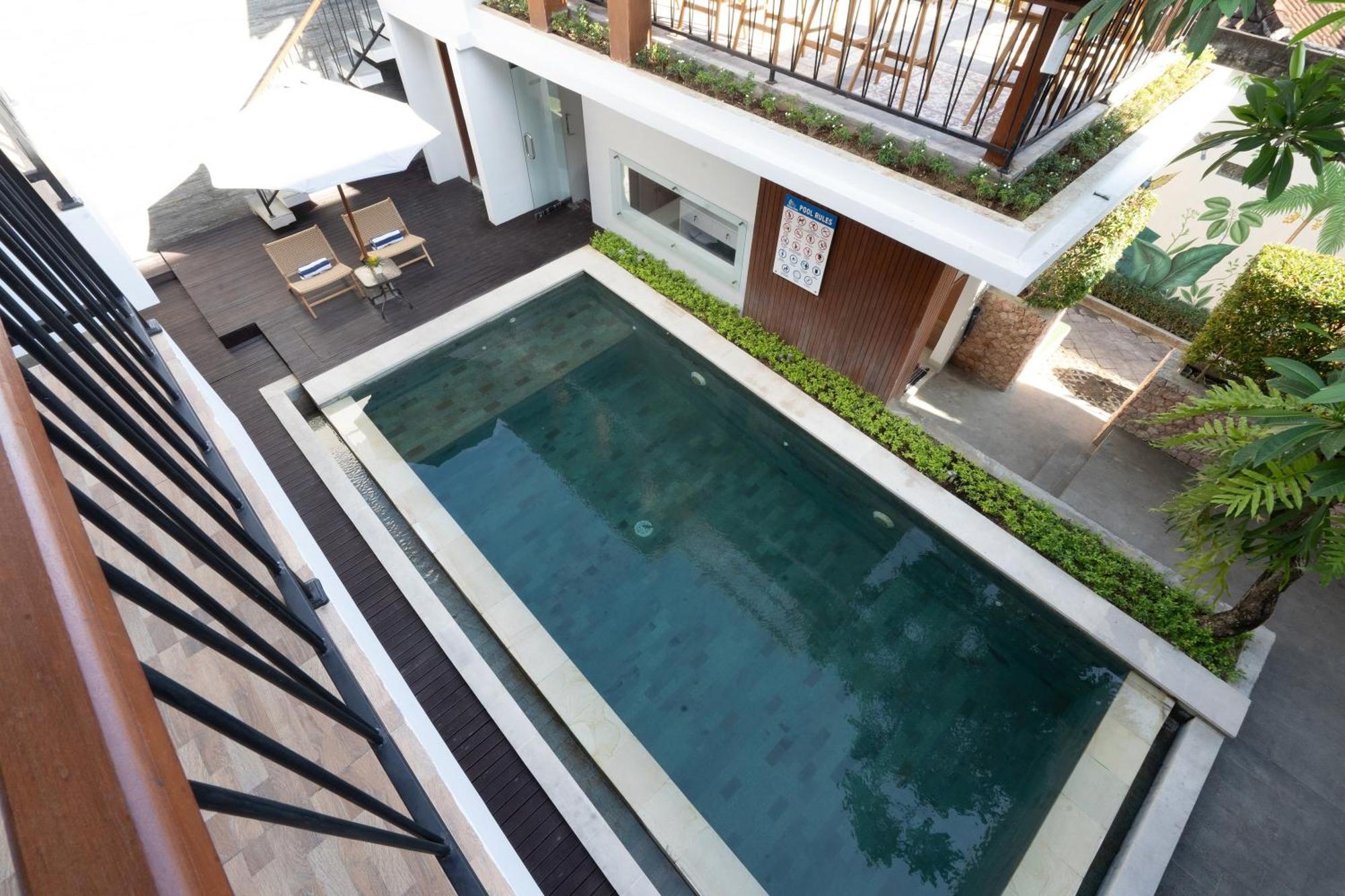 Mahesa Suites Seminyak Esterno foto