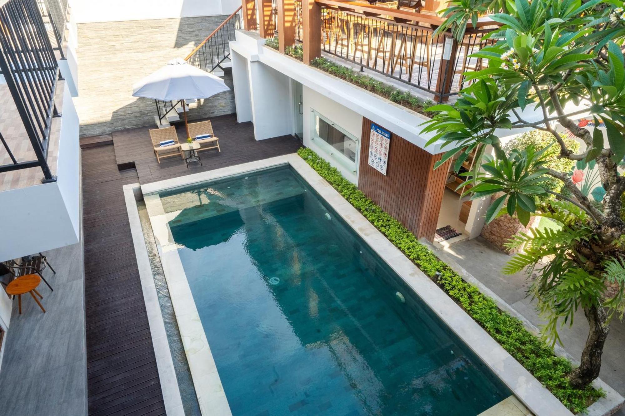 Mahesa Suites Seminyak Esterno foto
