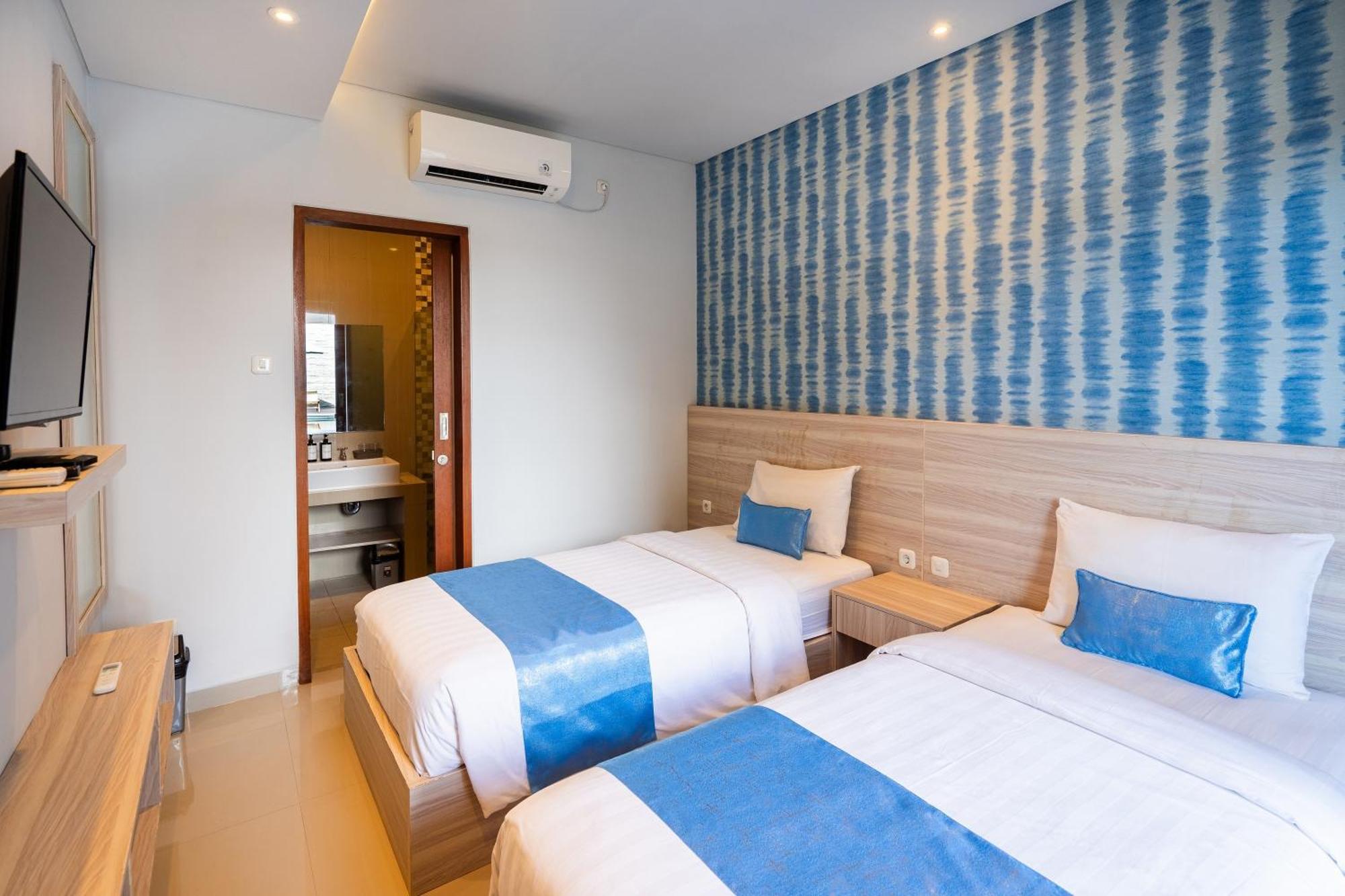 Mahesa Suites Seminyak Esterno foto